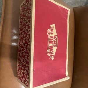 Old skool platform white Vans 

Men's size 7